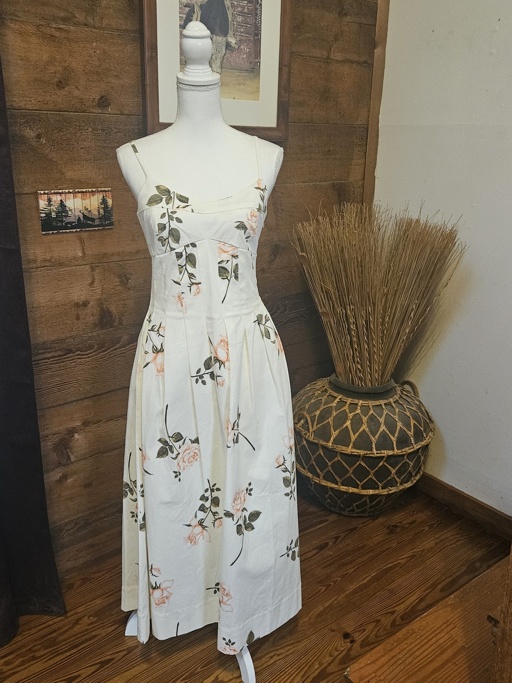 Ellen Tracy Sleeveless White Floral Maxi Dress with Pink Roses